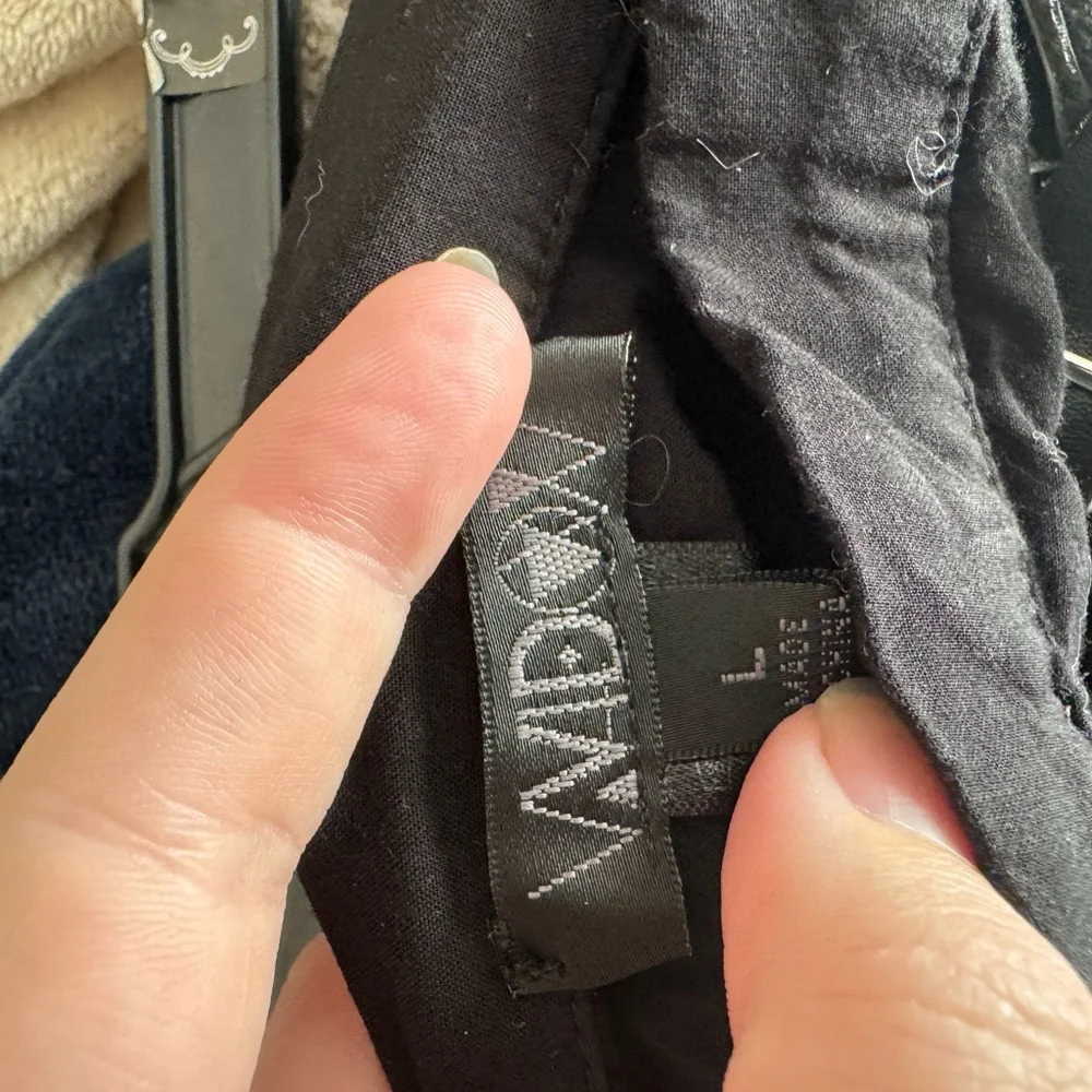 Widow Black Buckle Detail Women's Skirt - Picture 4 of 4